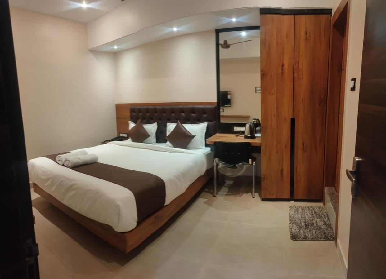 Aditya Inn Guwahati Ngoại thất bức ảnh